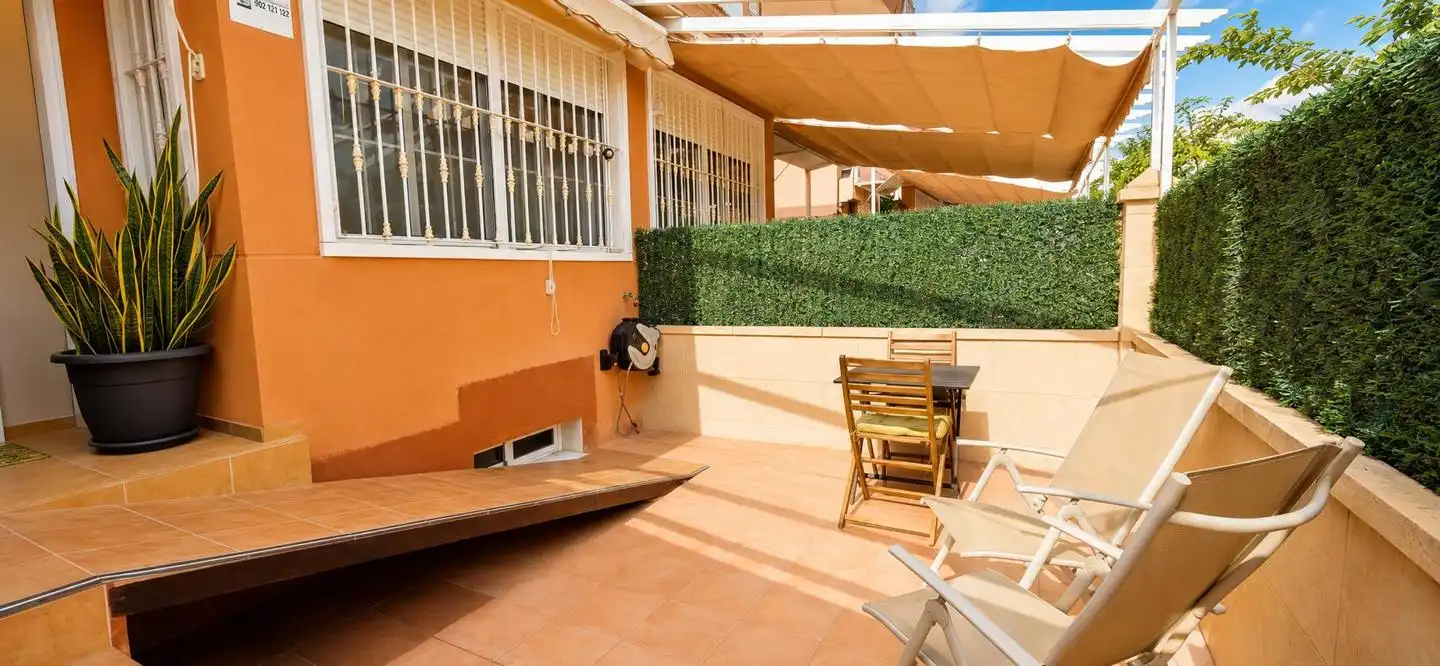 Terraza de Casa o chalet en venta en Elche / Elx con Trastero, Balcón y Piscina comunitaria