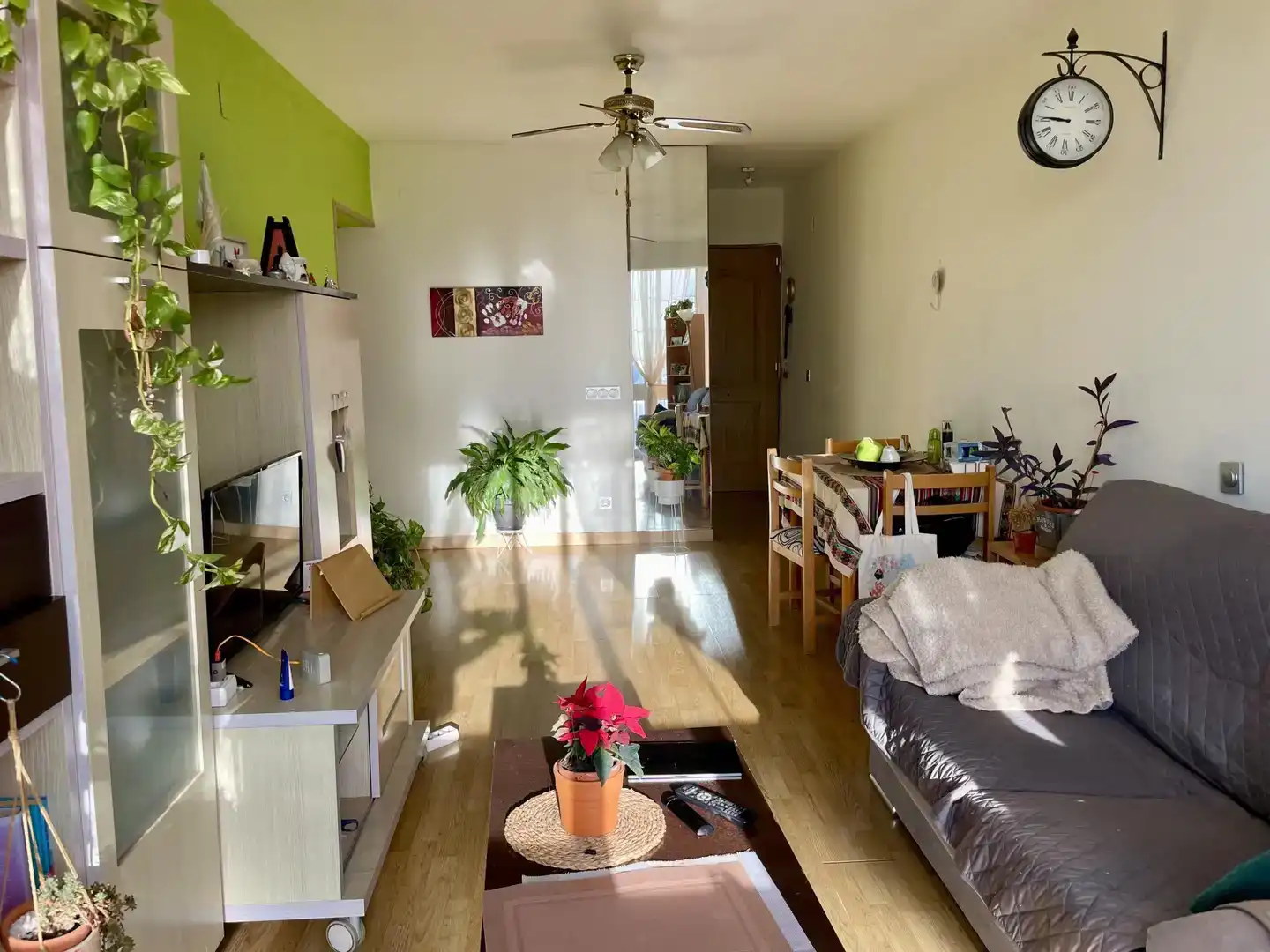 Sala de estar de Piso en venta en La Nucia con Jardín privado y Amueblado