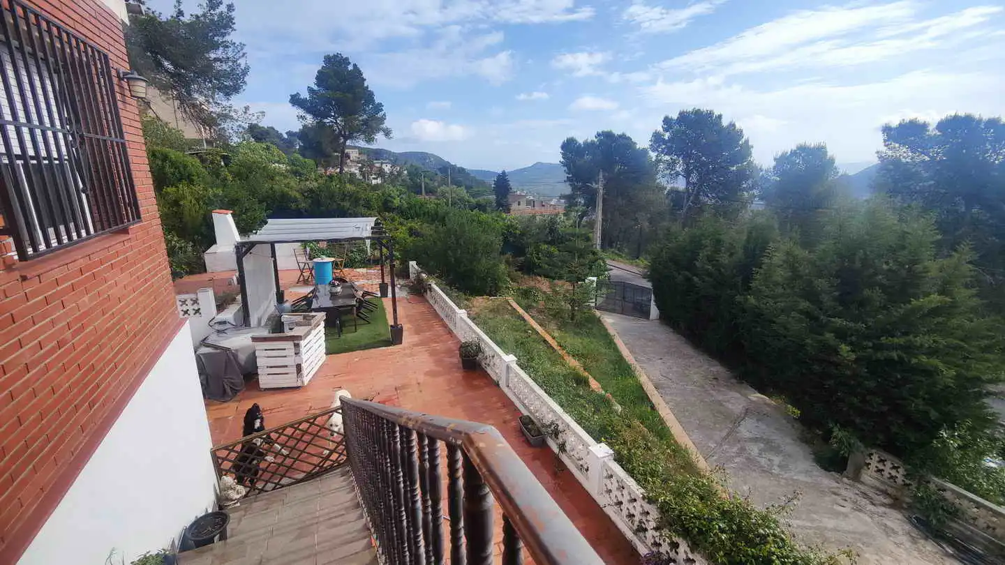 Jardín de Casa o chalet en venta en Vallirana con Calefacción, Jardín privado y Terraza