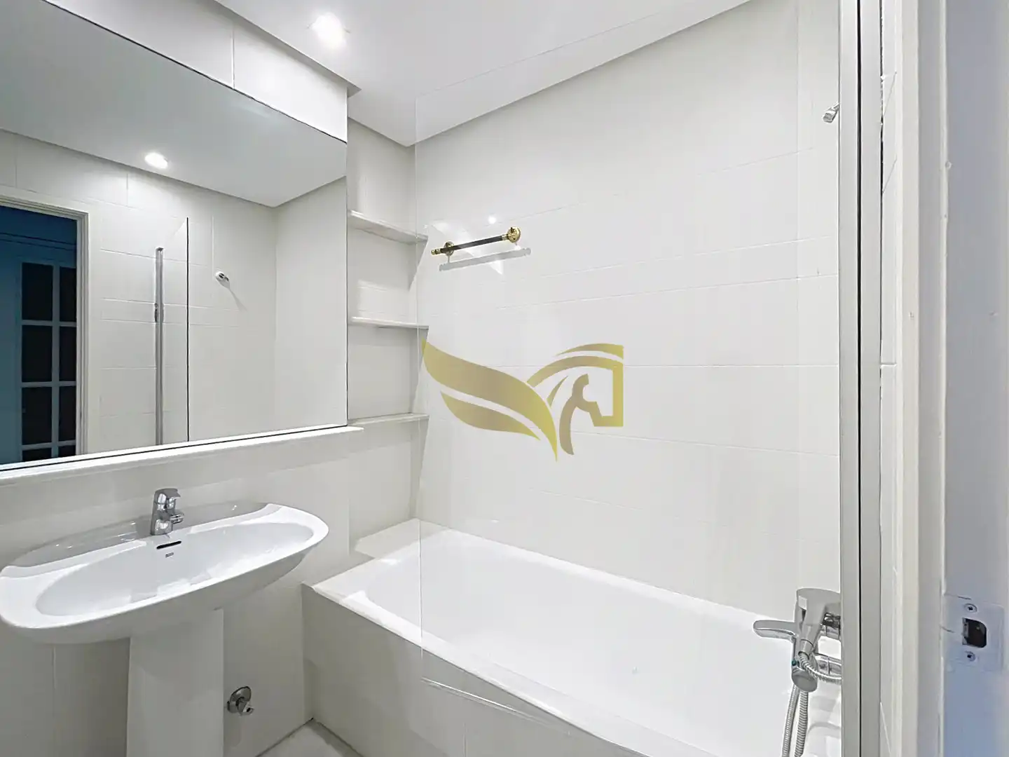 Baño de Ático en venta en Sevilla con Aire acondicionado y Terraza