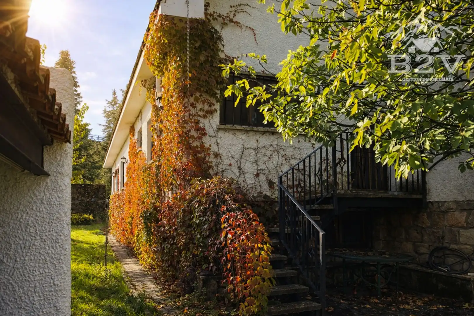 Vista exterior de Casa o xalet en venda en Soto del Real amb Calefacció, Jardí privat i Terrassa