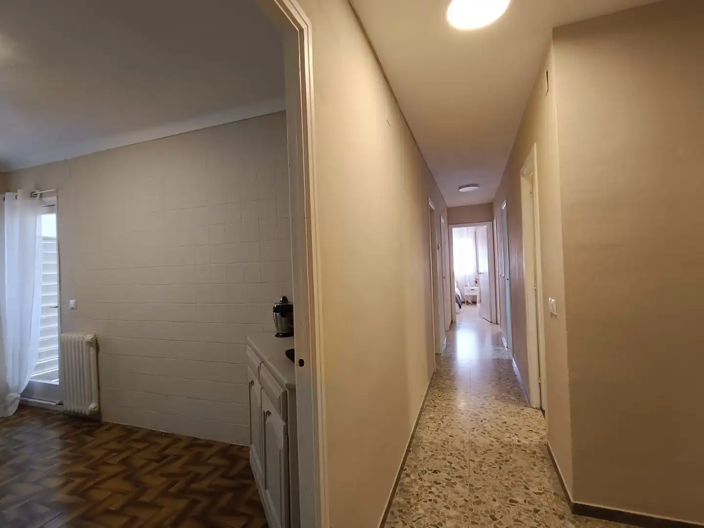 Piso en venta en Girona con Calefacción, Terraza y Amueblado
