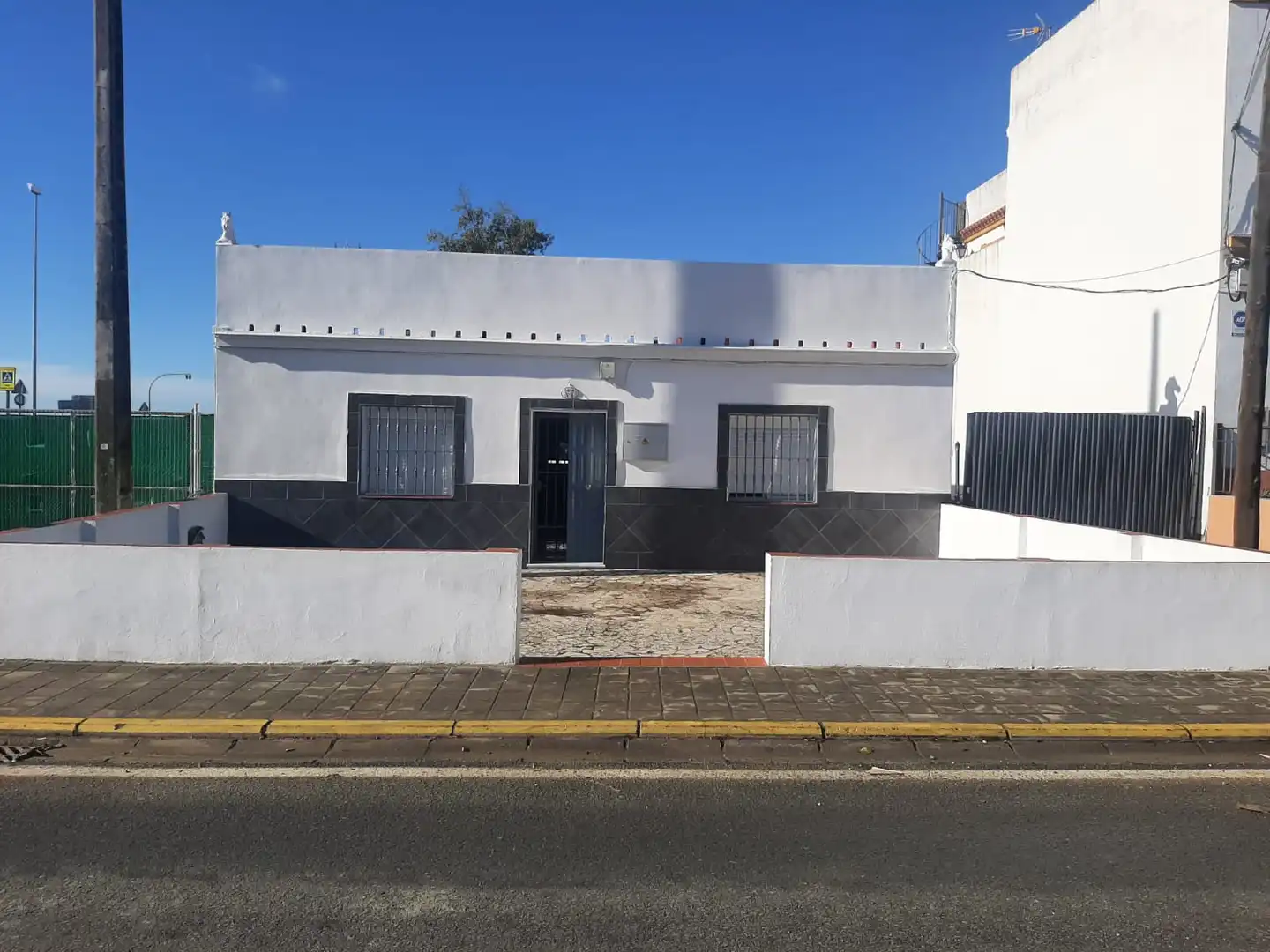 House for sale in Avenida del Convento 1