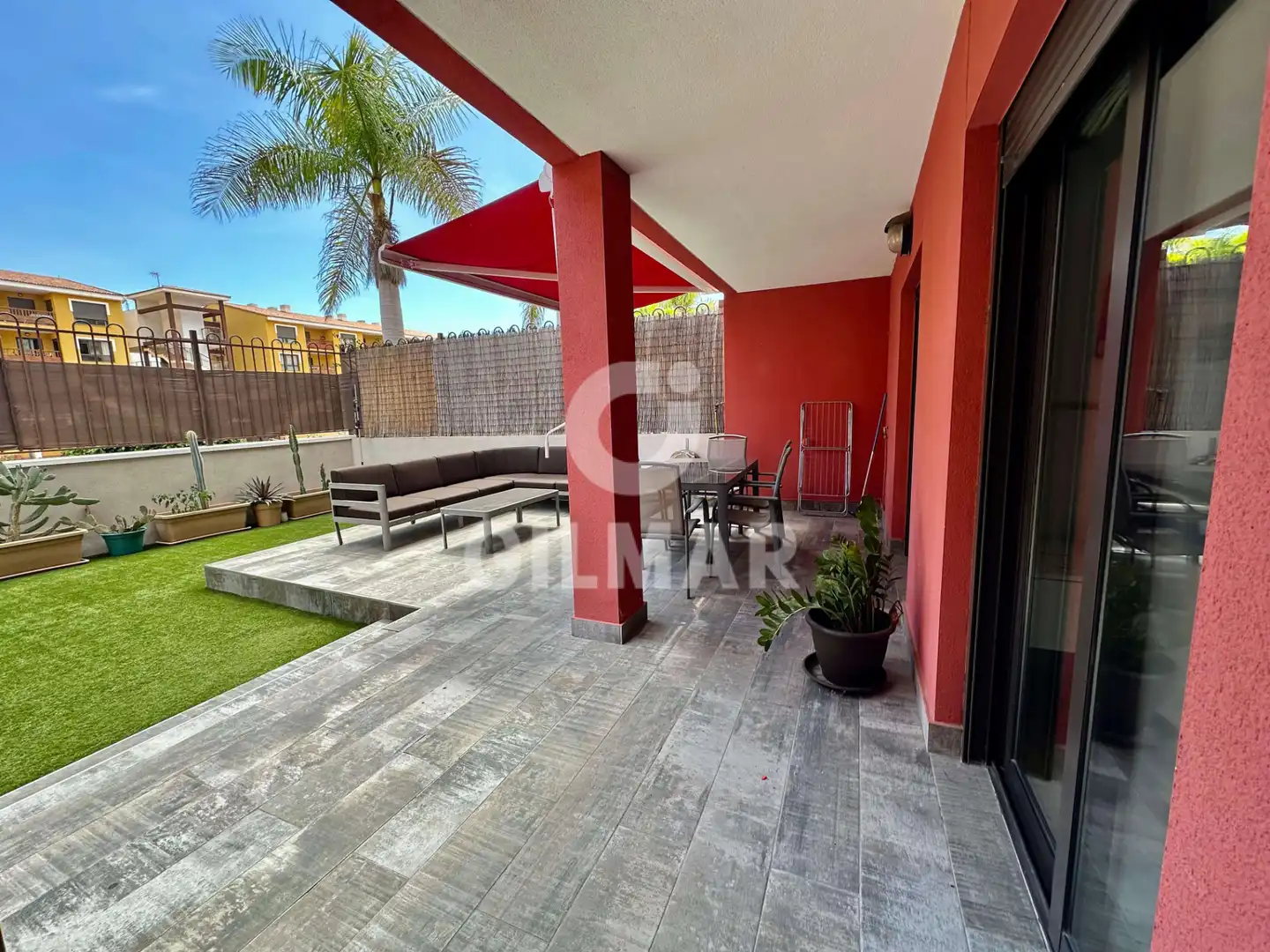 Terrasse von Wohnung zum Verkauf in Arona mit Privatgarten, Terrasse und Abstellraum