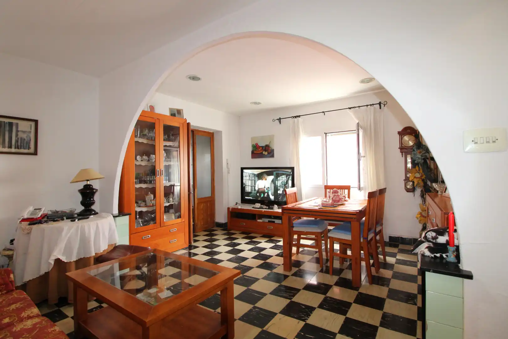 Sala d'estar de Casa adosada en venda en Maó - Mahón amb Calefacció, Terrassa i Traster