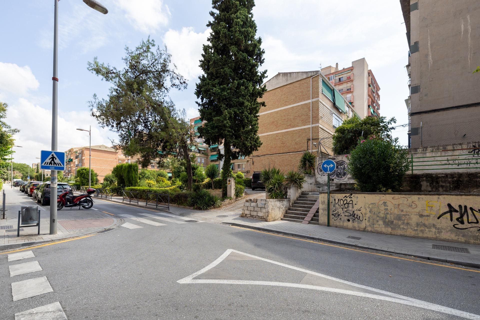 Exterior view of Flat for sale in  Granada Capital  with Heating, Terrace and Storage room