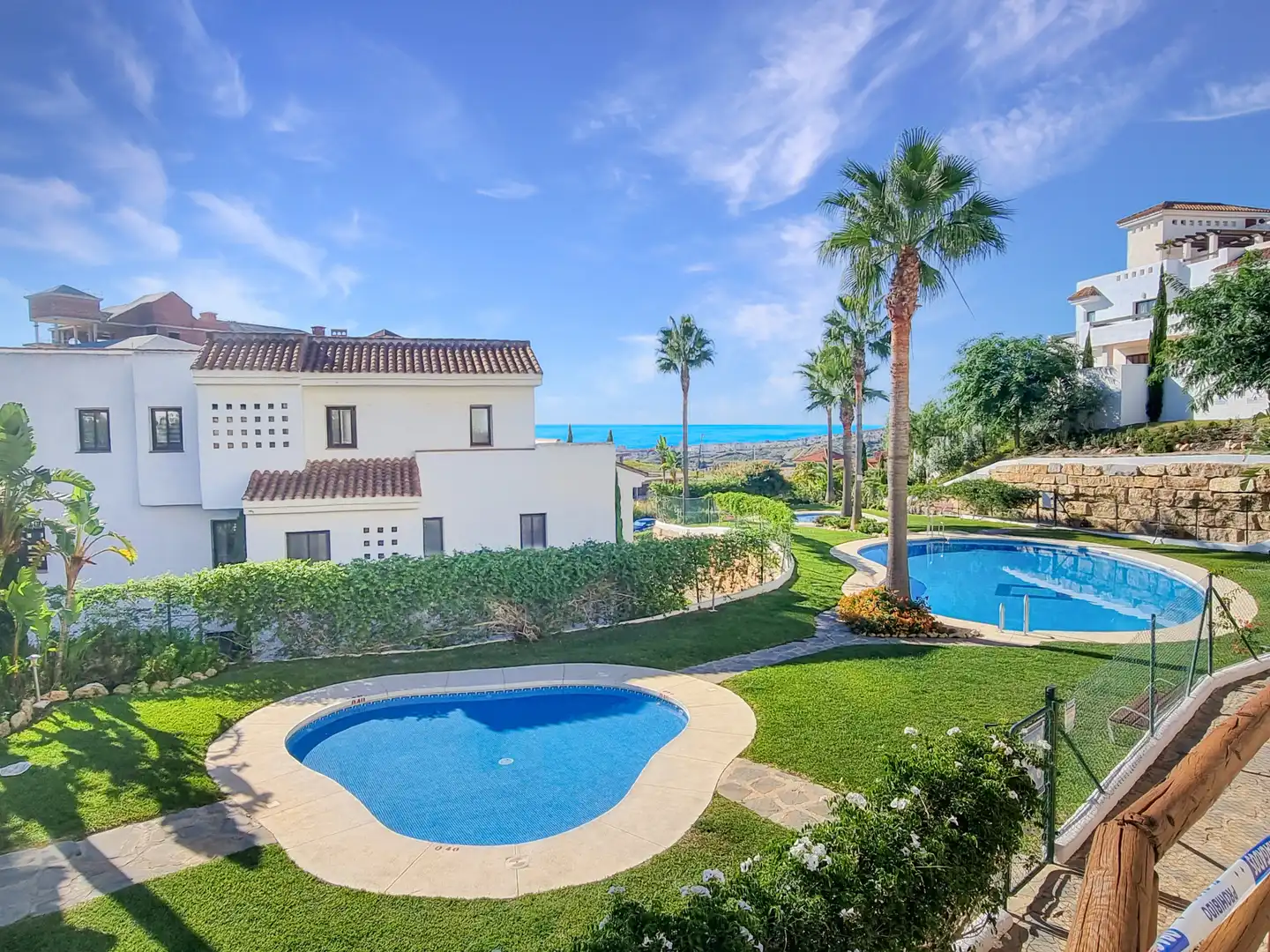 Jardí de Apartament en venda en Casares amb Aire condicionat, Terrassa i Piscina