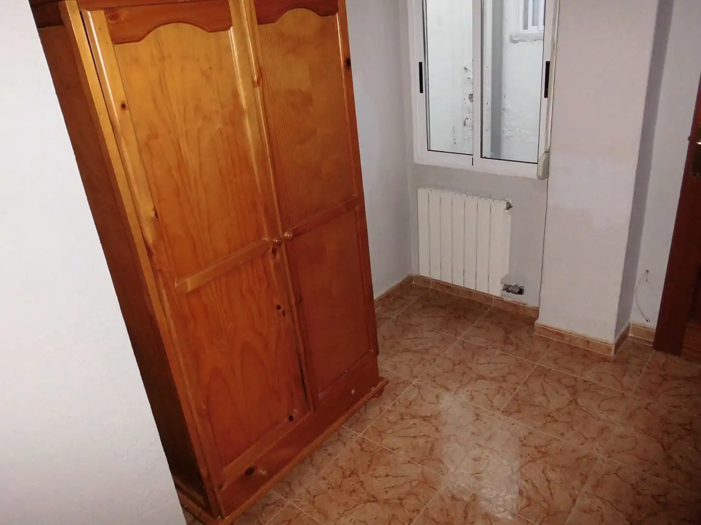 Bedroom of Flat for sale in Zaragoza  with Air Conditioner, Terrace and Oven