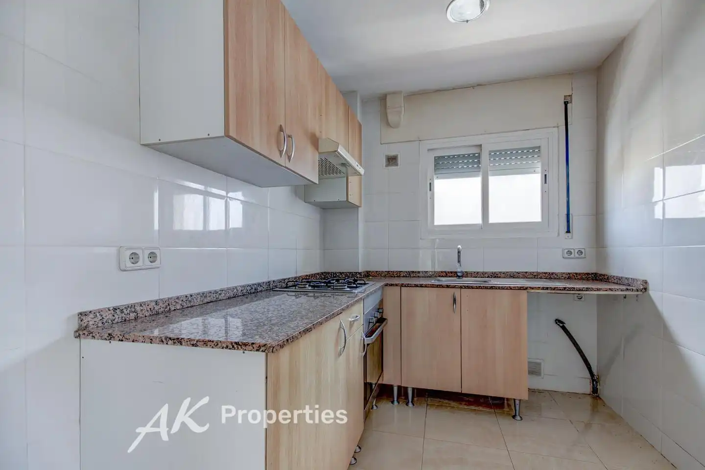 Cocina de Casa o chalet en venta en Castelldefels con Calefacción, Jardín privado y Terraza