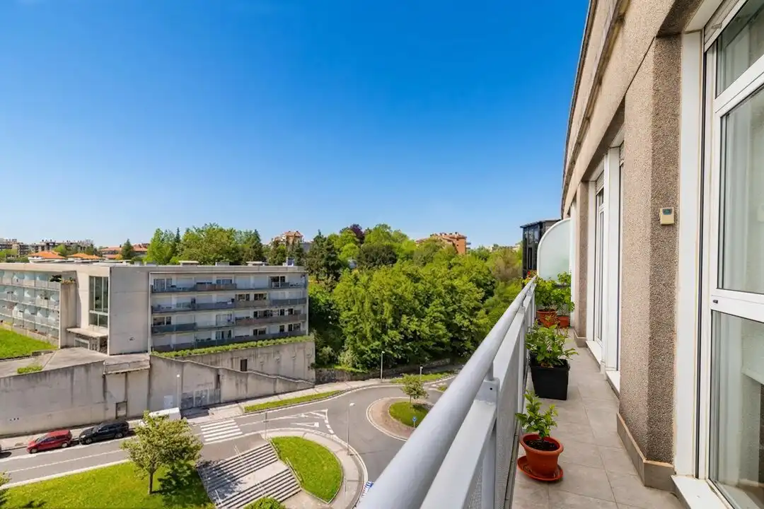 Terrassa de Pis en venda en Donostia - San Sebastián  amb Calefacció, Terrassa i Traster