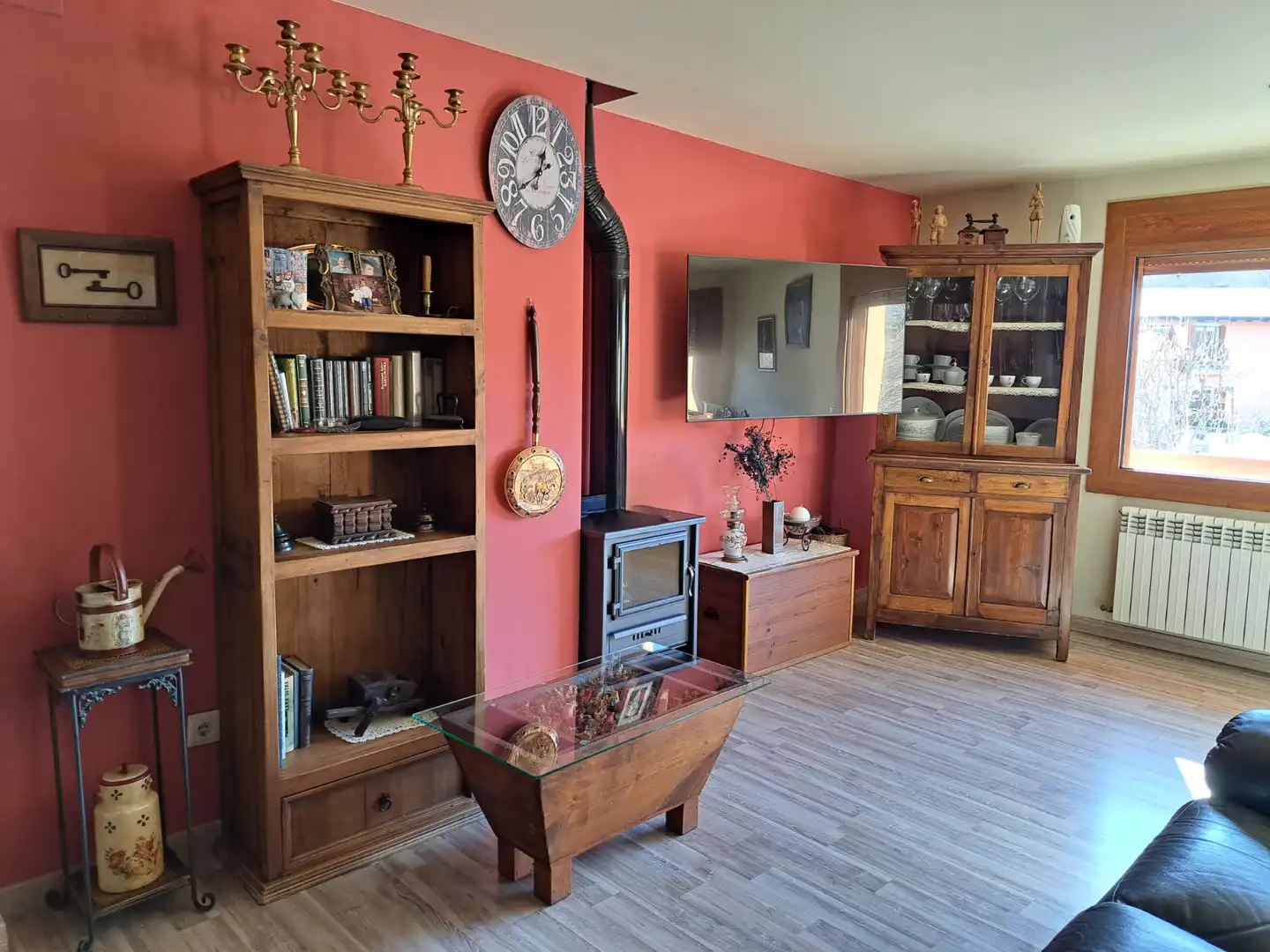 Sala d'estar de Casa o xalet en venda en Fontanals de Cerdanya amb Calefacció, Terrassa i Moblat