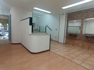 Business premises to rent in Cappont