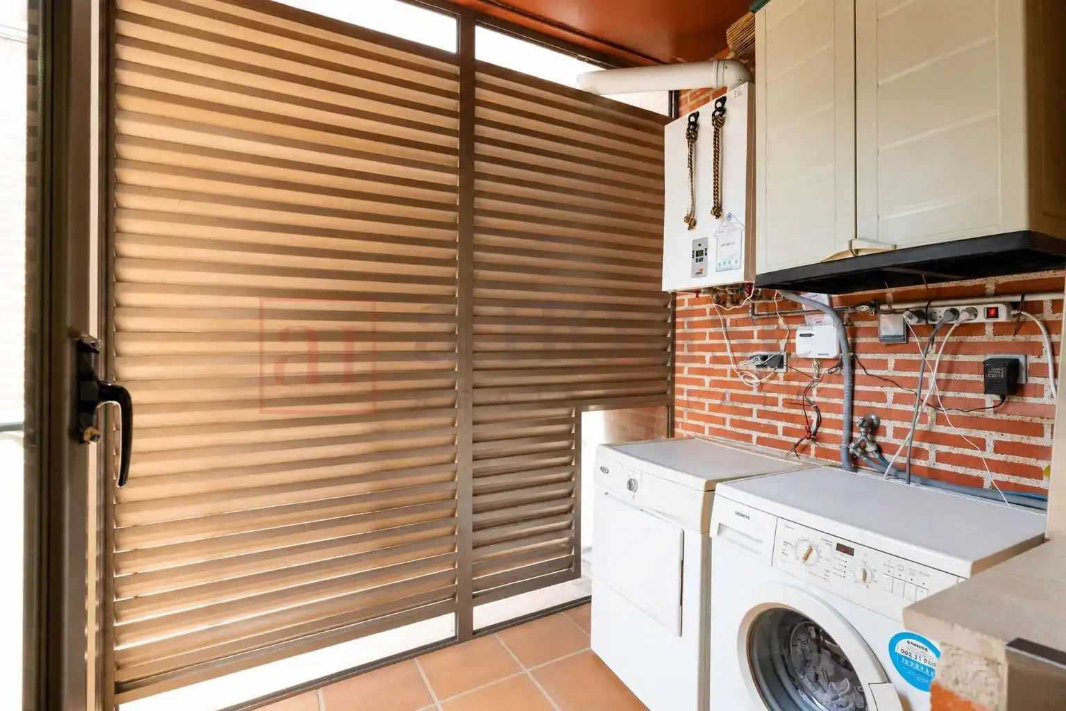 Terrasse von Erdgeschoss zum Verkauf in Madrid mit Klimaanlage, Heizung und Privatgarten
