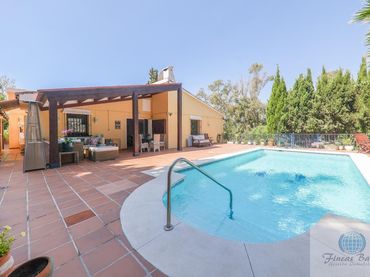 Xalet amb piscina en venda a Campo de Mijas