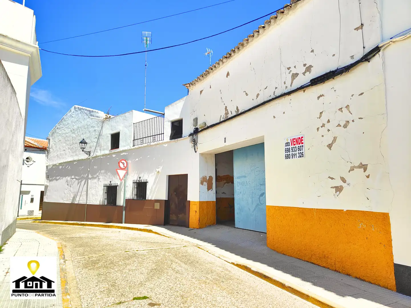 Vista exterior de Nau industrial en venda en Bollullos Par del Condado
