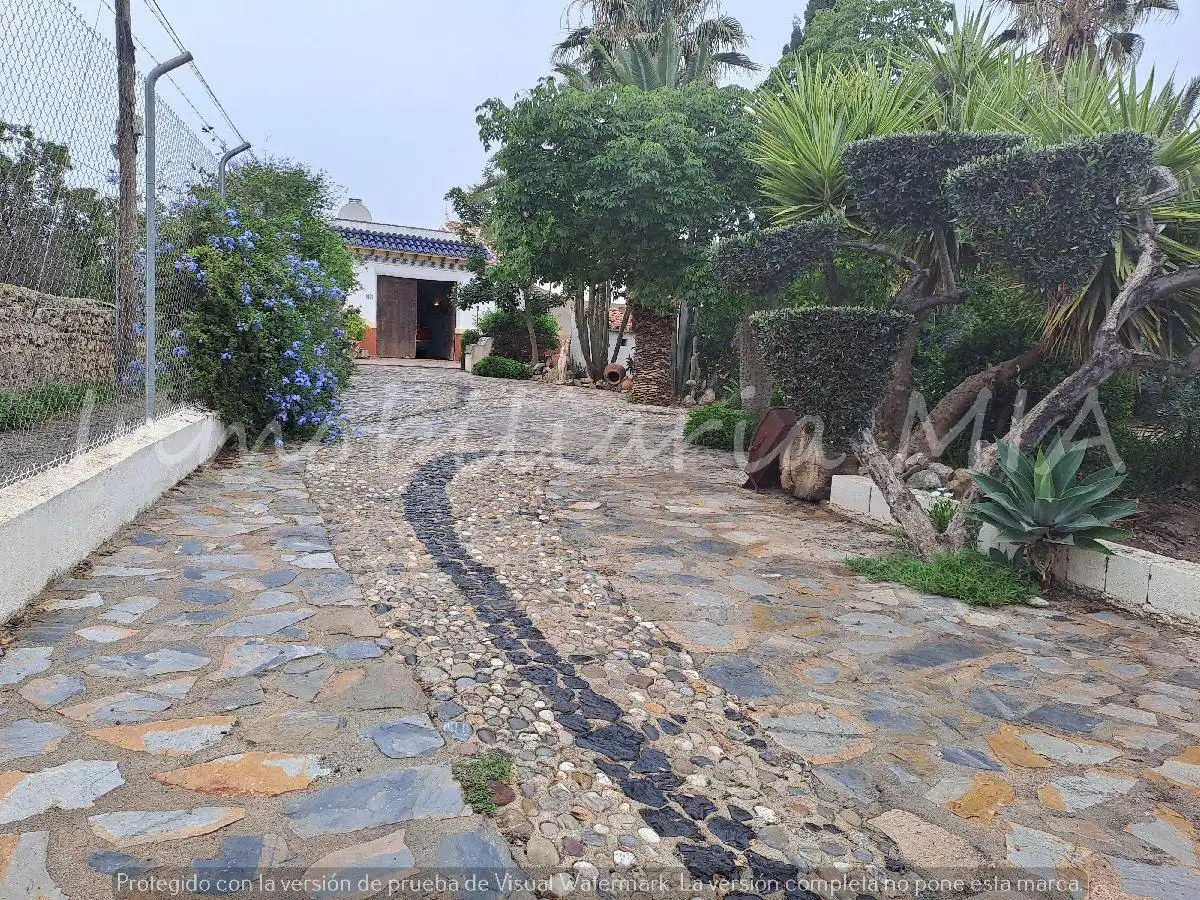 Casa con jardín en venta en Puerto Lumbreras