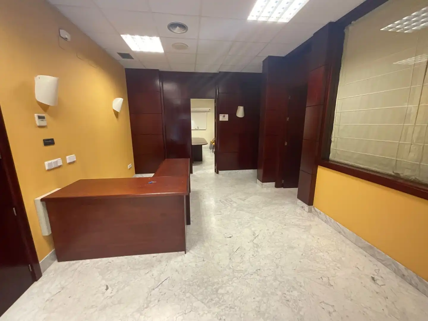 Oficina en alquiler en Zona de la Vega, imagen 17