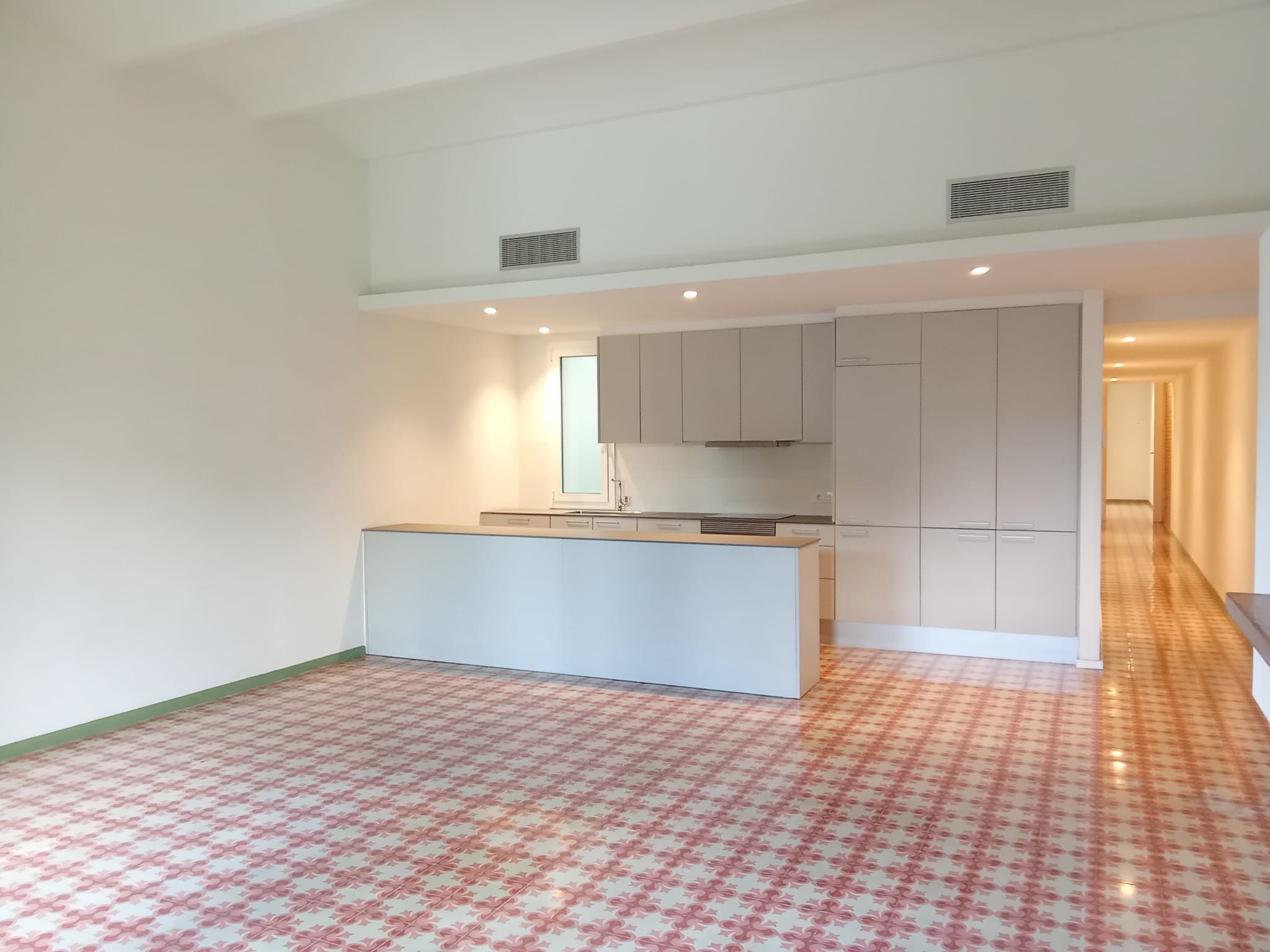 Pis de lloguer a Ronda Sant Antoni Maria Claret, Eixample Nord