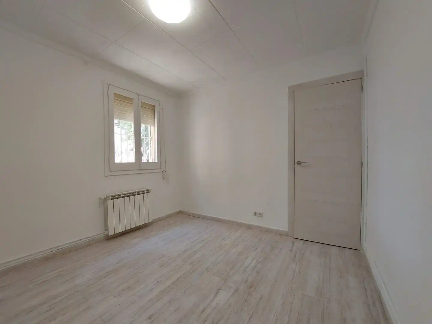 Habitación de Piso en venta en Sabadell con Calefacción, Parquet y Horno