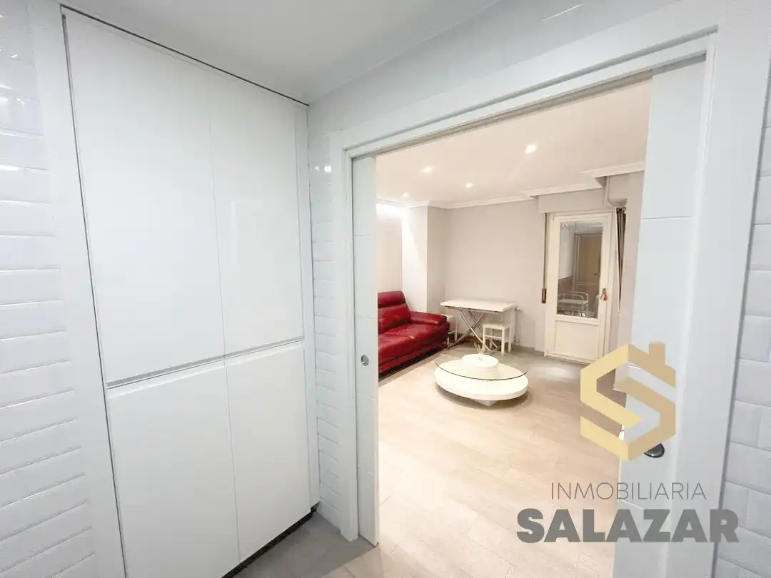 Apartamento de alquiler en Bilbao  con Calefacción y Balcón
