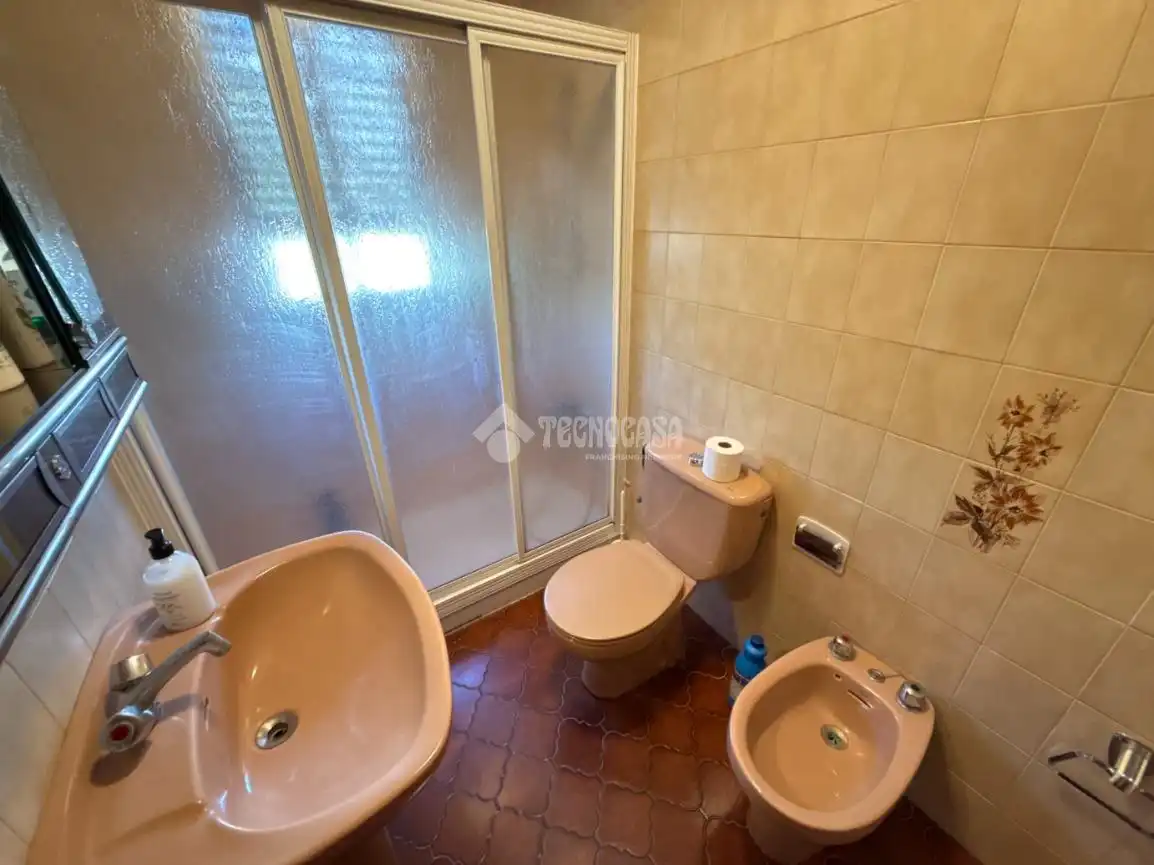 Baño de Casa adosada en venta en Lucillos con Balcón
