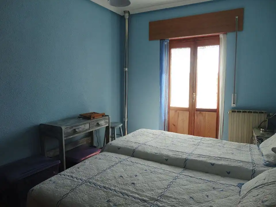 Habitación de Casa o chalet en venta en Arauzo de Miel con Calefacción, Trastero y Amueblado