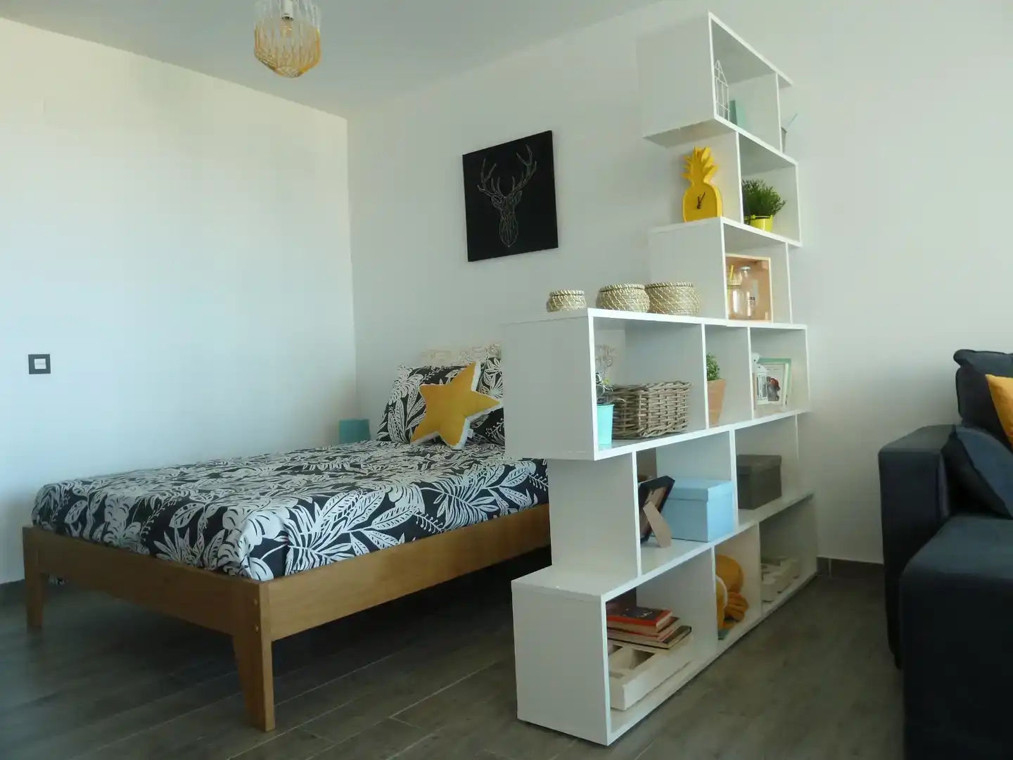 Schlafzimmer von Wohnung zur Miete in Rincón de la Victoria mit Klimaanlage und Schwimmbad
