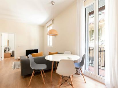 Flat to rent in Travessia de Sant Antoni, Vila de Gràcia