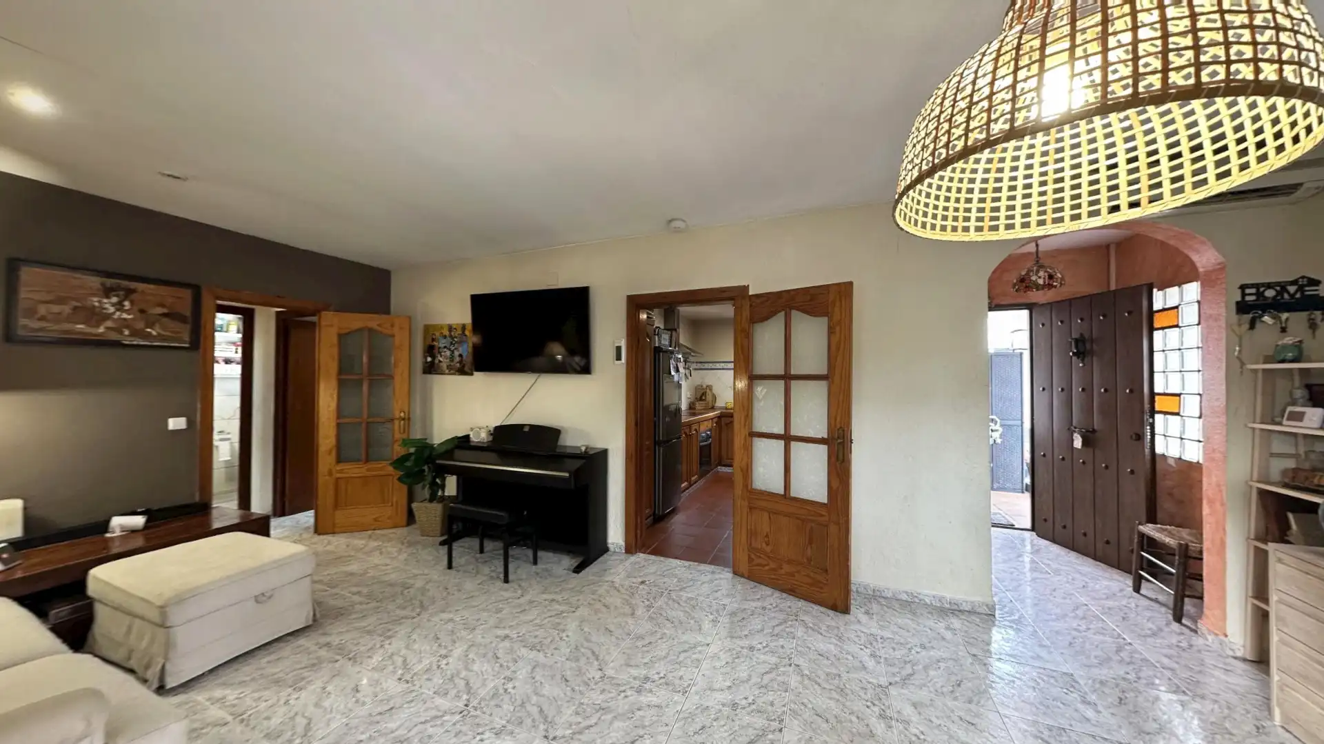 Chalet con piscina en venta en Carrer de la Cadernera, imagen 2