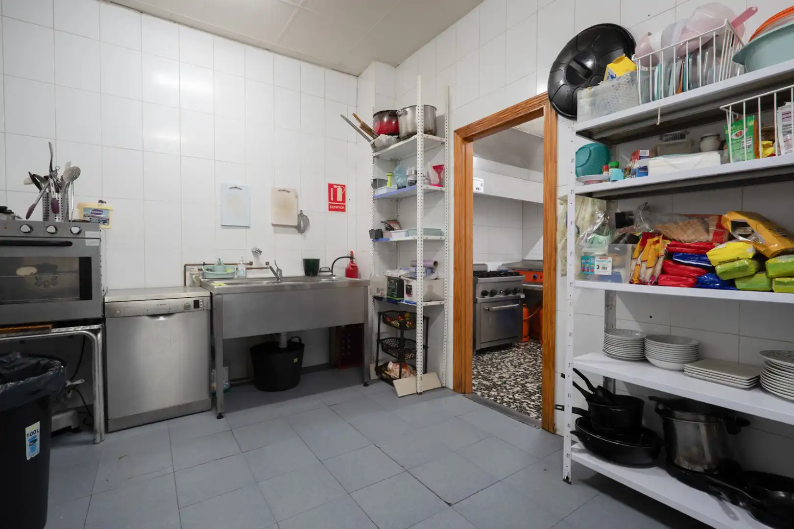 Local commercial en cession à Carrer de Tomás de Villarroya, imagen 18