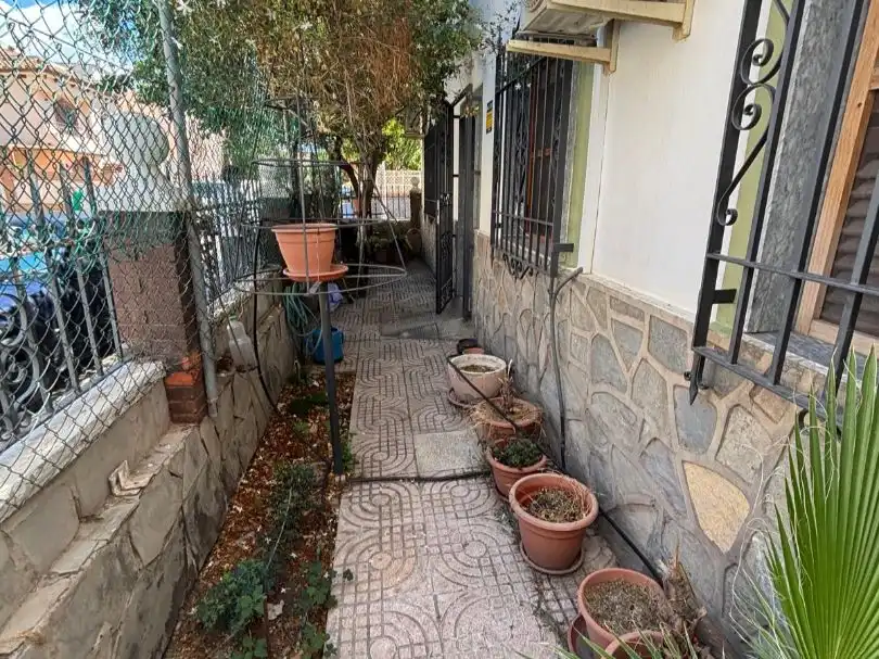 Vista exterior de Casa o xalet en venda en Almería