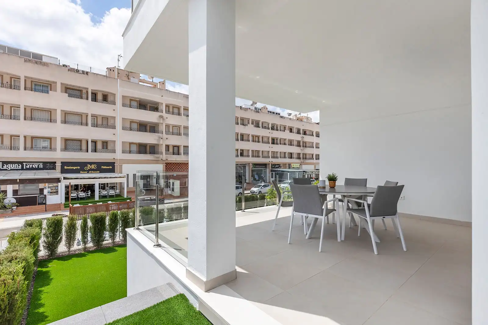 Terrasse von Erdgeschoss zum Verkauf in Orihuela mit Klimaanlage, Terrasse und Möbliert