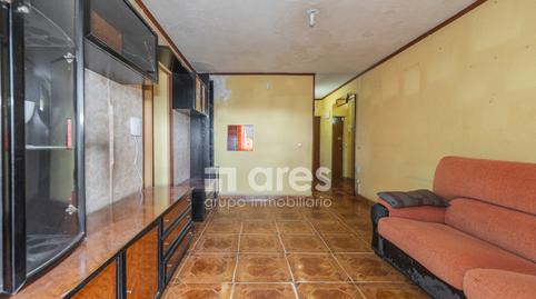 Photo 3 of Flat for sale in Calle de la Hacienda de Pavones, Vinateros,  Madrid Capital