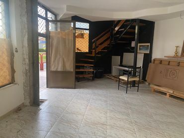 Locale commerciale in vendita a Logroño - CL REY PASTOR