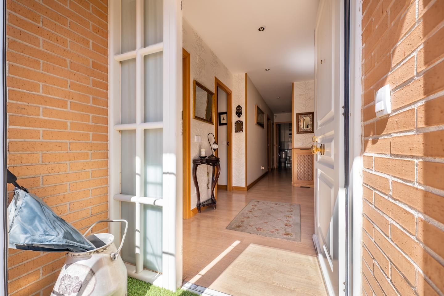 Single-family semi-detached for sale in Del Río Cea, Hervencias Altas - El Pinar