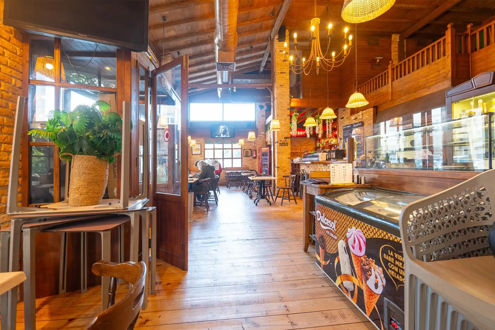 Local de alquiler en  Palma de Mallorca con Aire acondicionado, Terraza y Amueblado