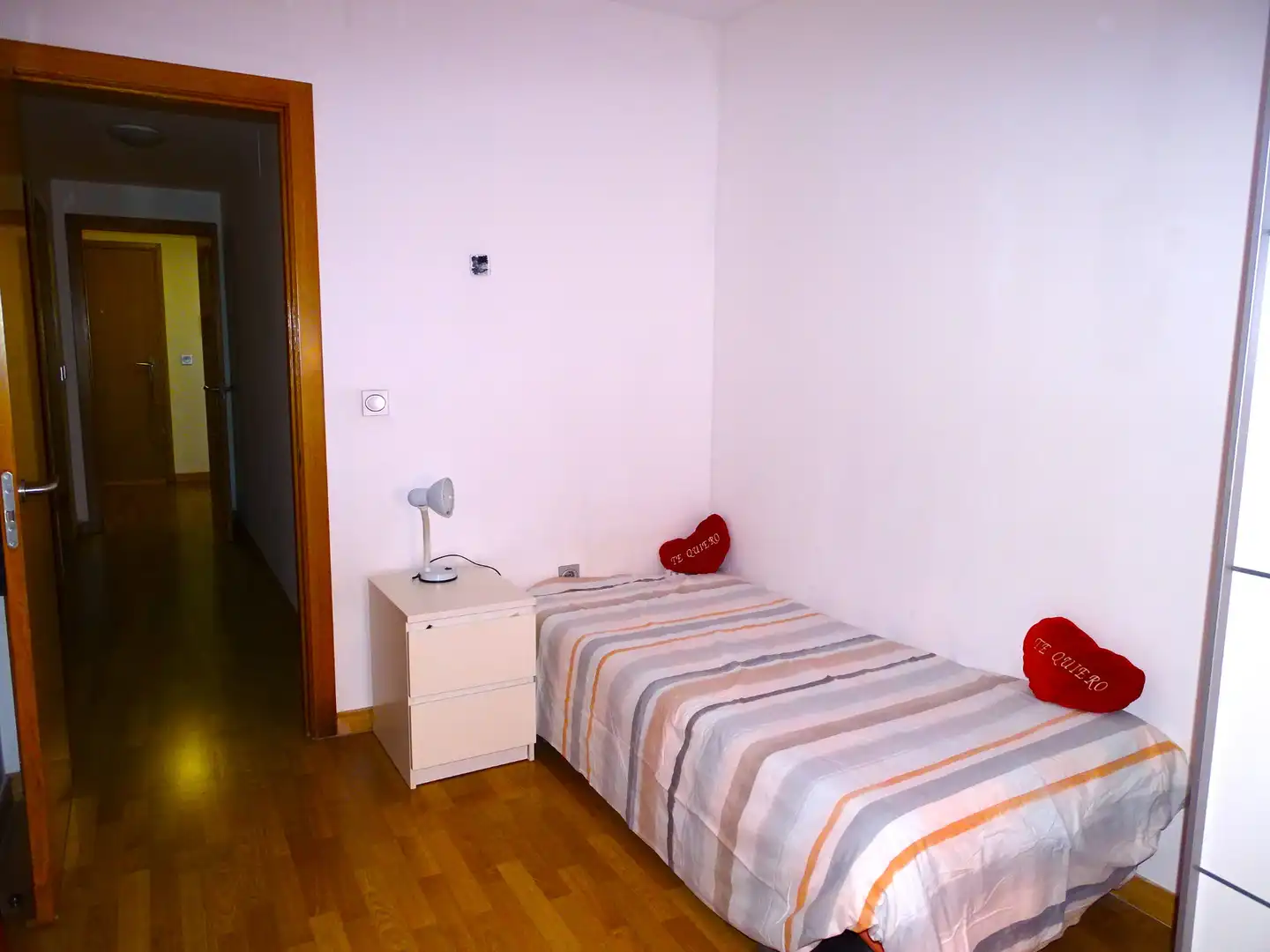 Bedroom of Flat for sale in Rincón de la Victoria  with Air Conditioner, Parquet flooring and Terrace