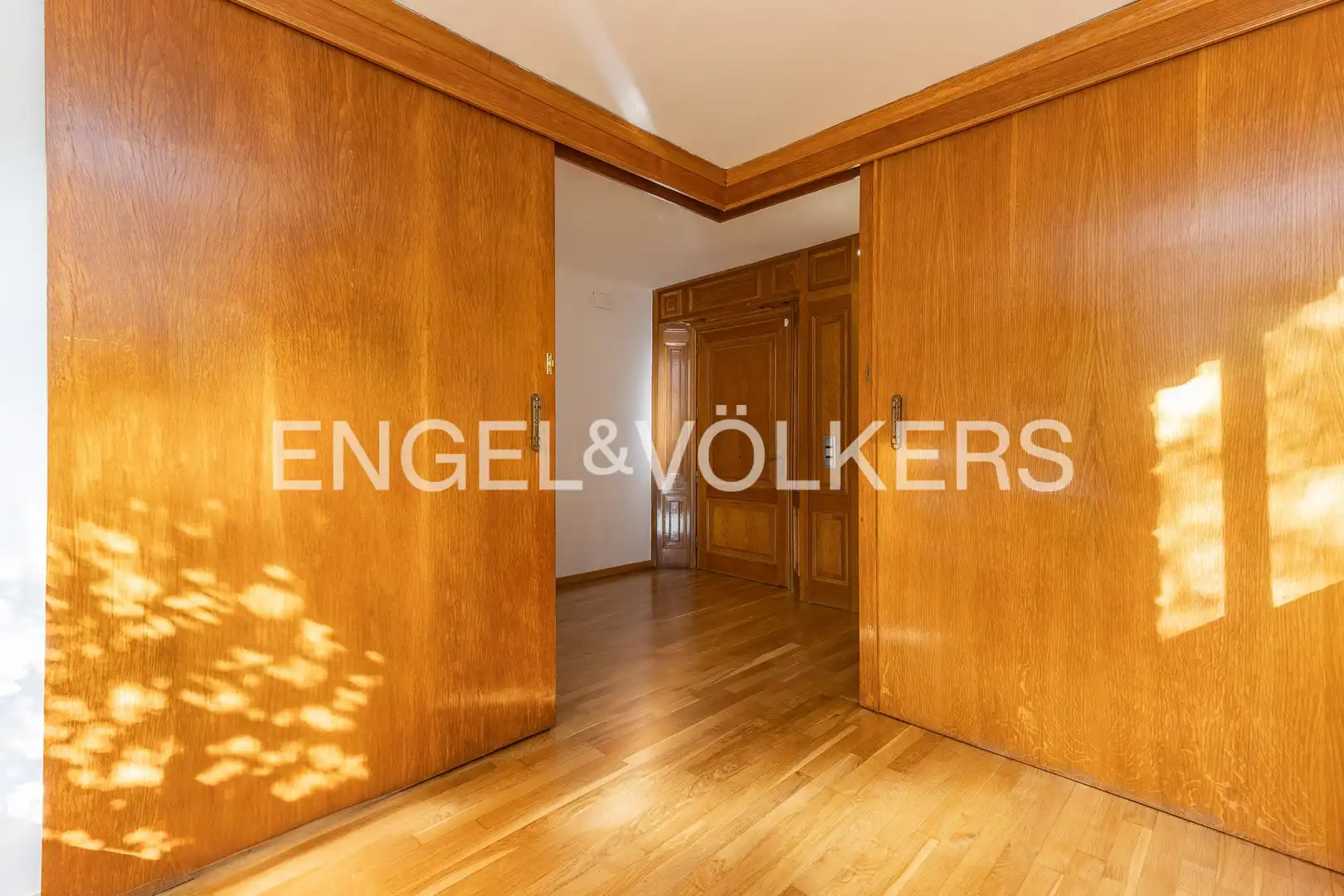 Casa o chalet de alquiler en Sant Cugat del Vallès con Calefacción, Jardín privado y Parquet