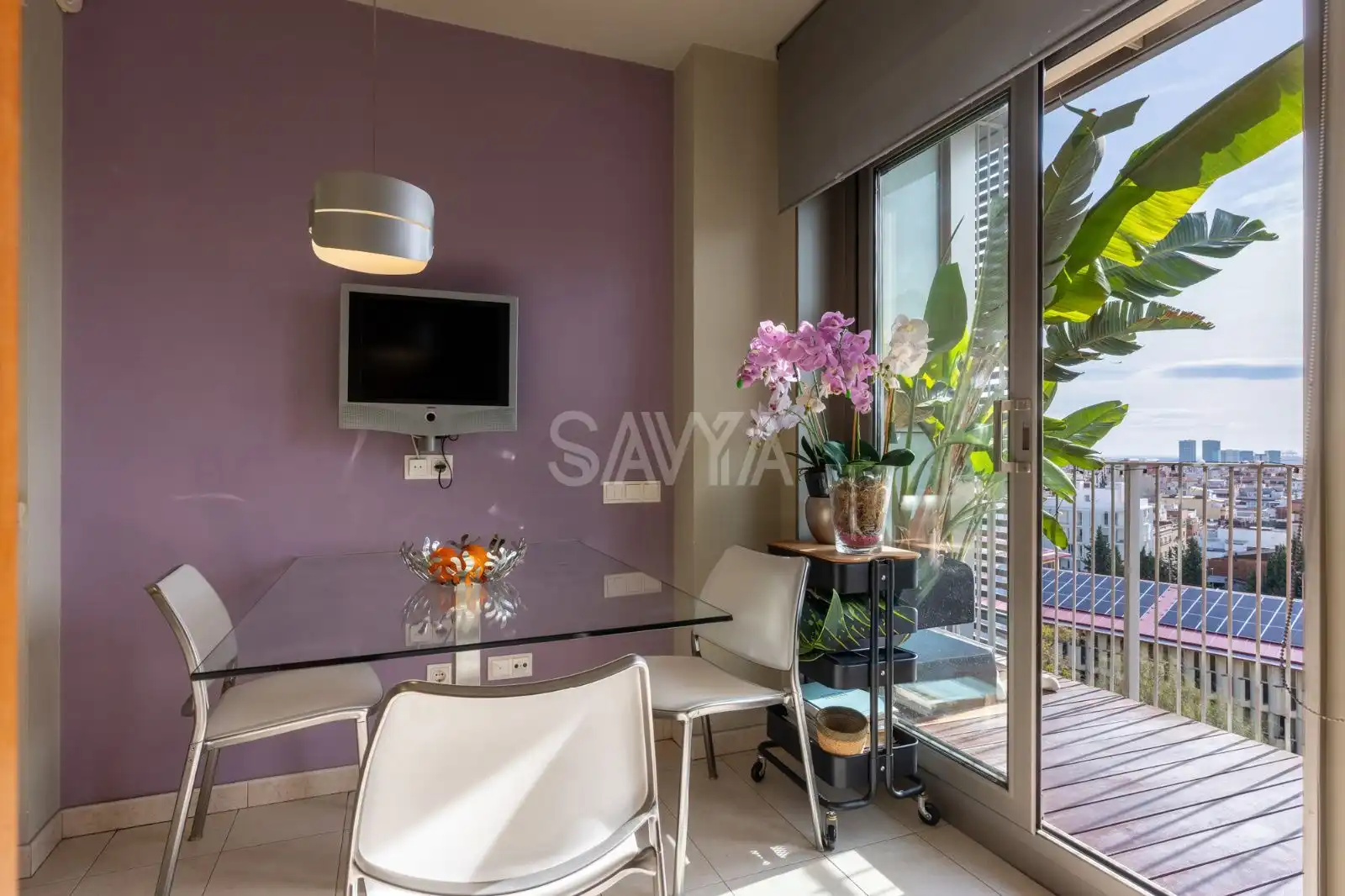 Sala de estar de Ático en venta en L'Hospitalet de Llobregat con Aire acondicionado, Calefacción y Parquet