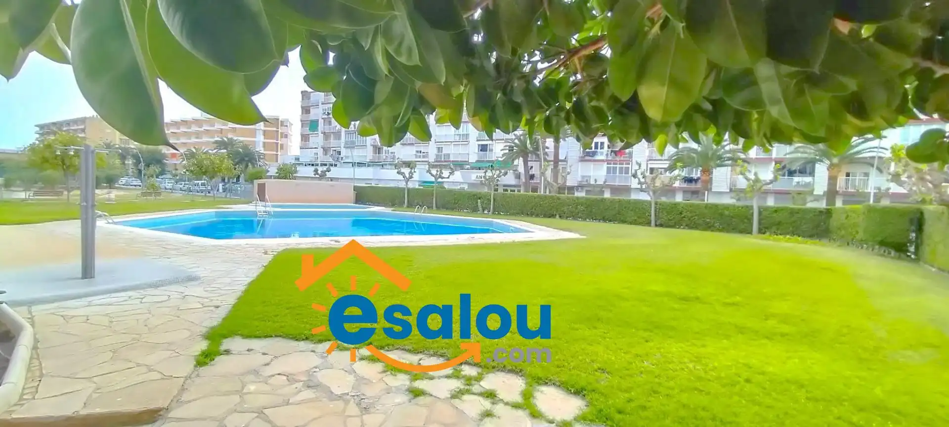 Studio with pool for sale in La Pineda