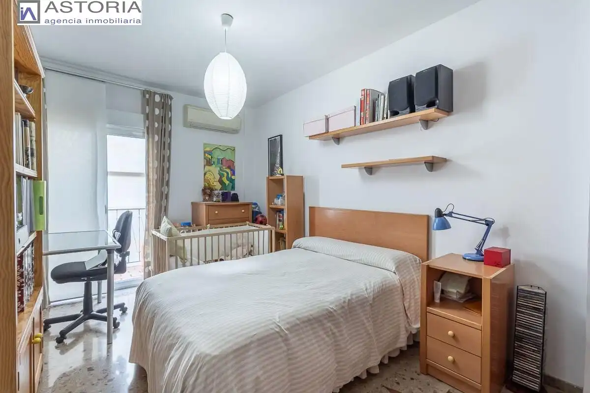 Appartamento con terrazza in vendita a Calle ANGEL BARRIOS, imagen 16