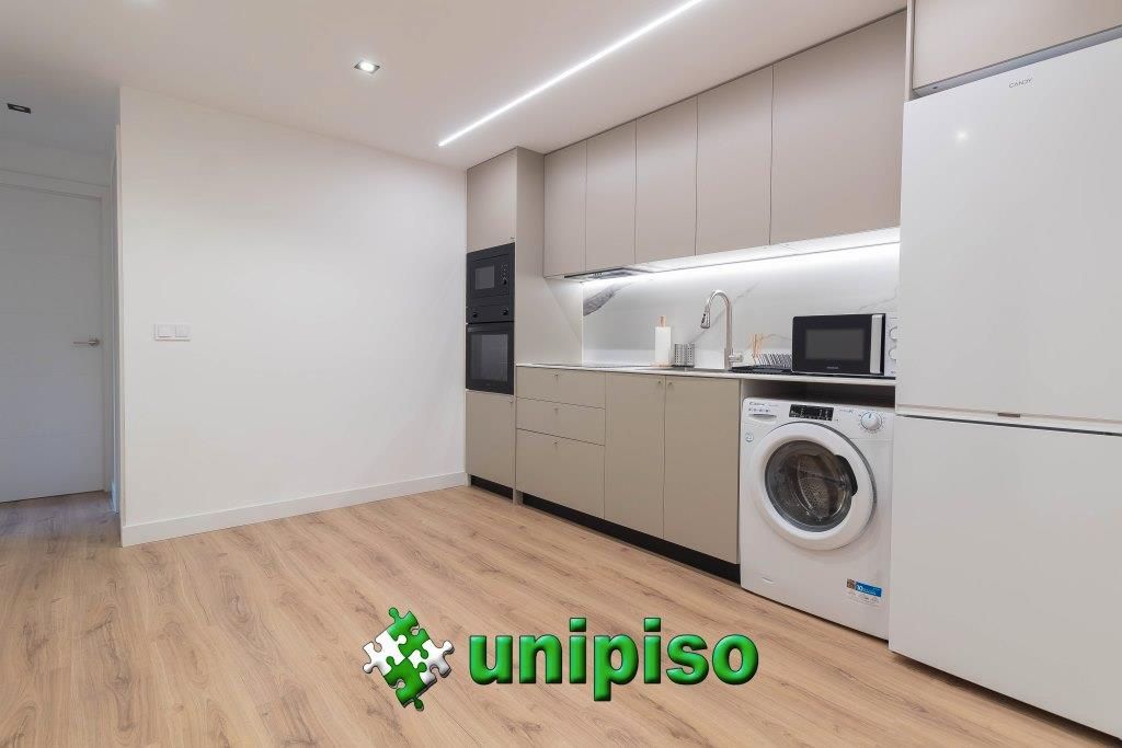 Kitchen of Flat to rent in Getafe  with Heating, Furnished and Oven