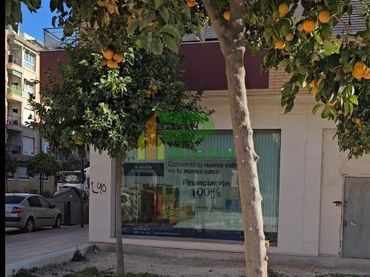 Local comercial en venta en Frente estacion nueva del tren y la  Europa