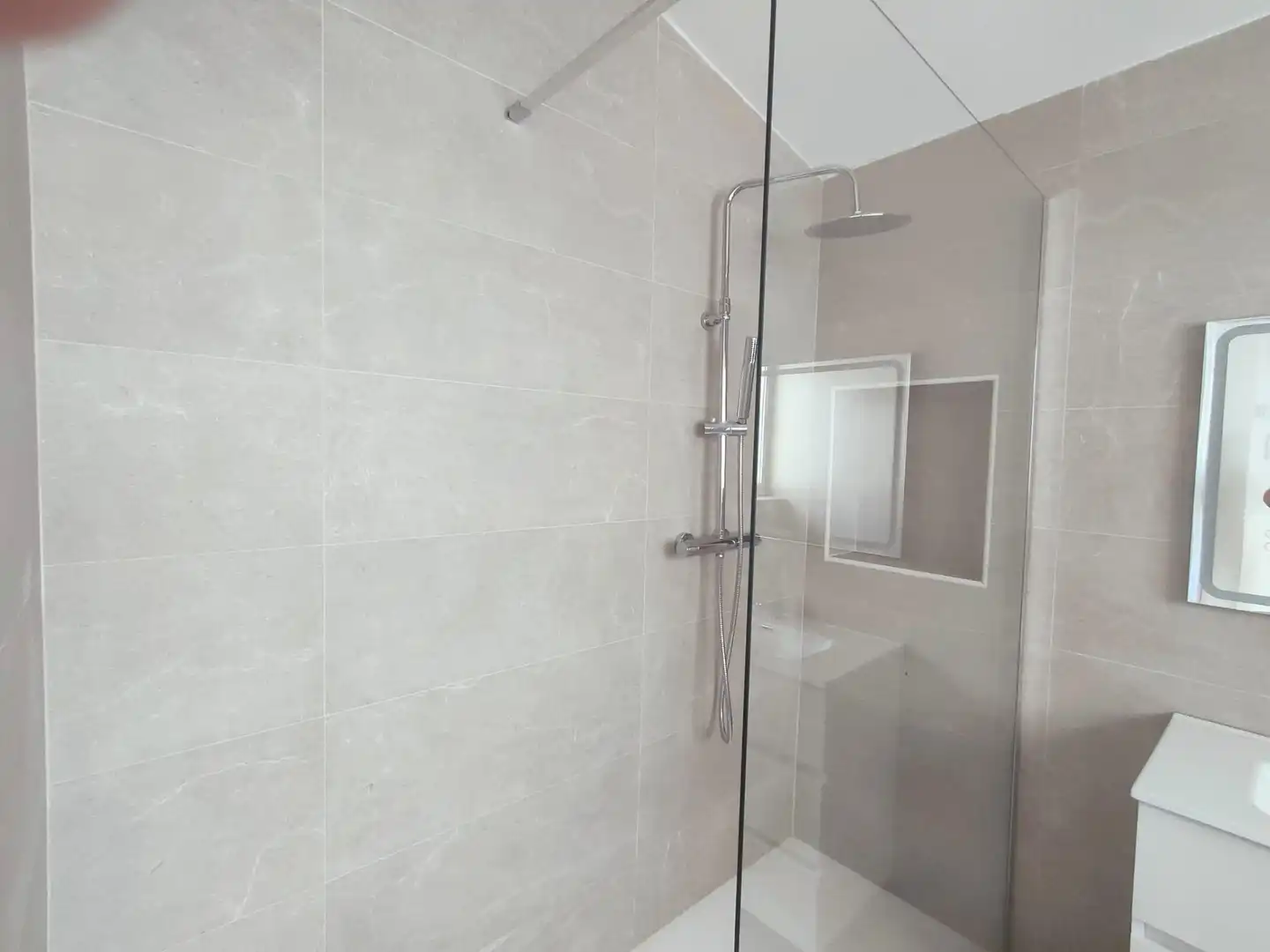 Bathroom of Flat for rent in Torrent