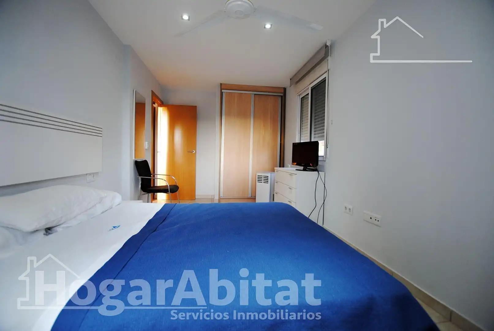 Schlafzimmer von Einfamilien-Reihenhaus zum Verkauf in Oliva mit Terrasse, Möbliert und Balkon
