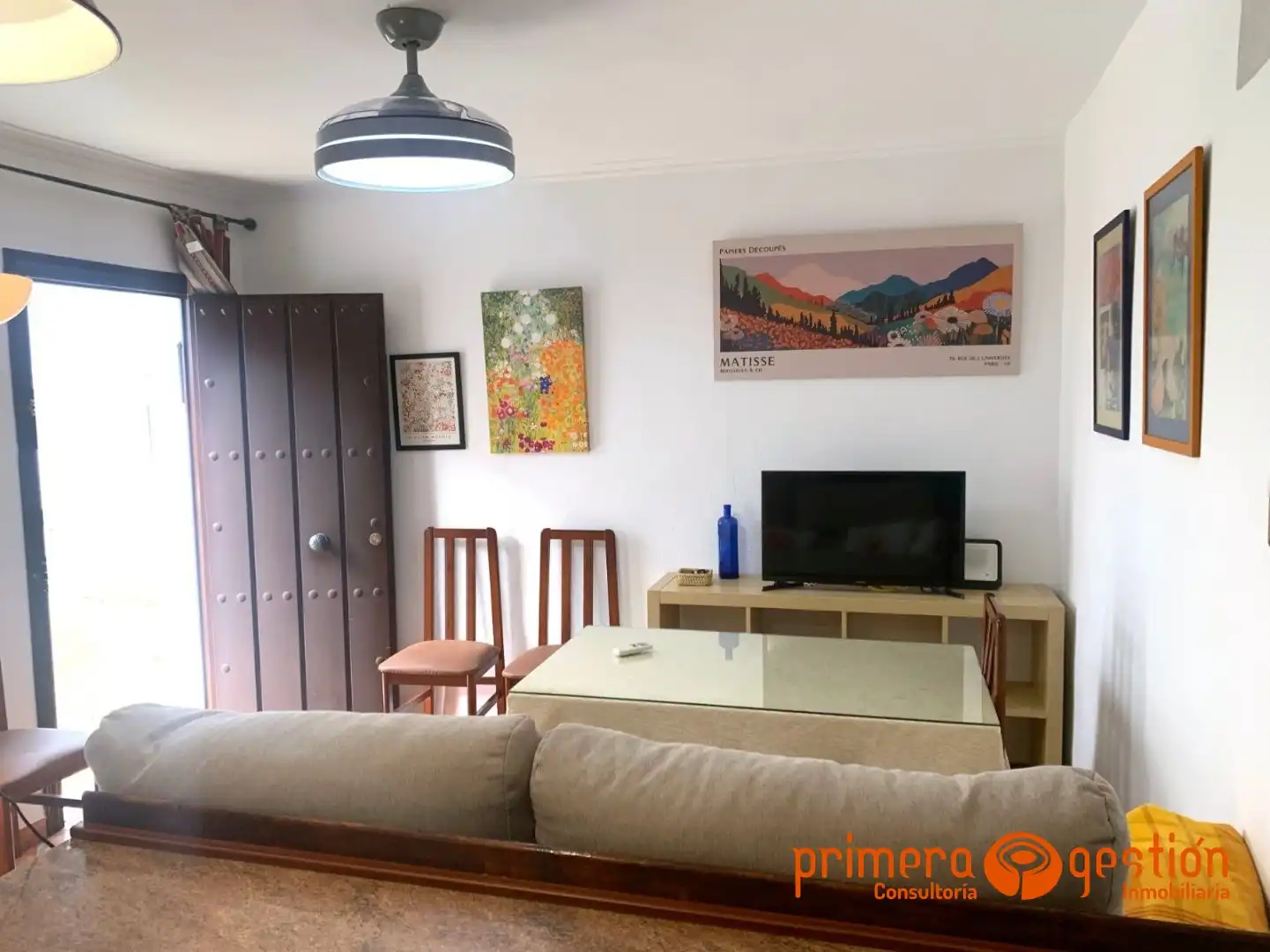 Sala d'estar de Casa o xalet en venda en Constantina amb Terrassa i Moblat