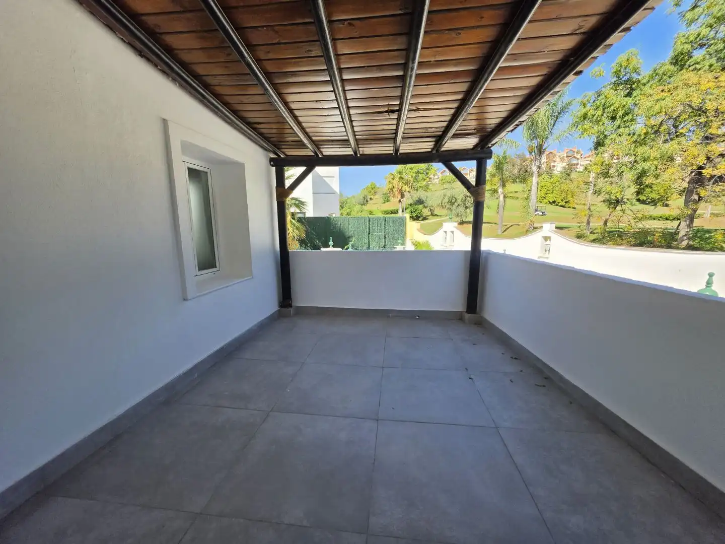 Terrassa de Casa o xalet de lloguer en Marbella amb Jardí privat, Terrassa i Piscina