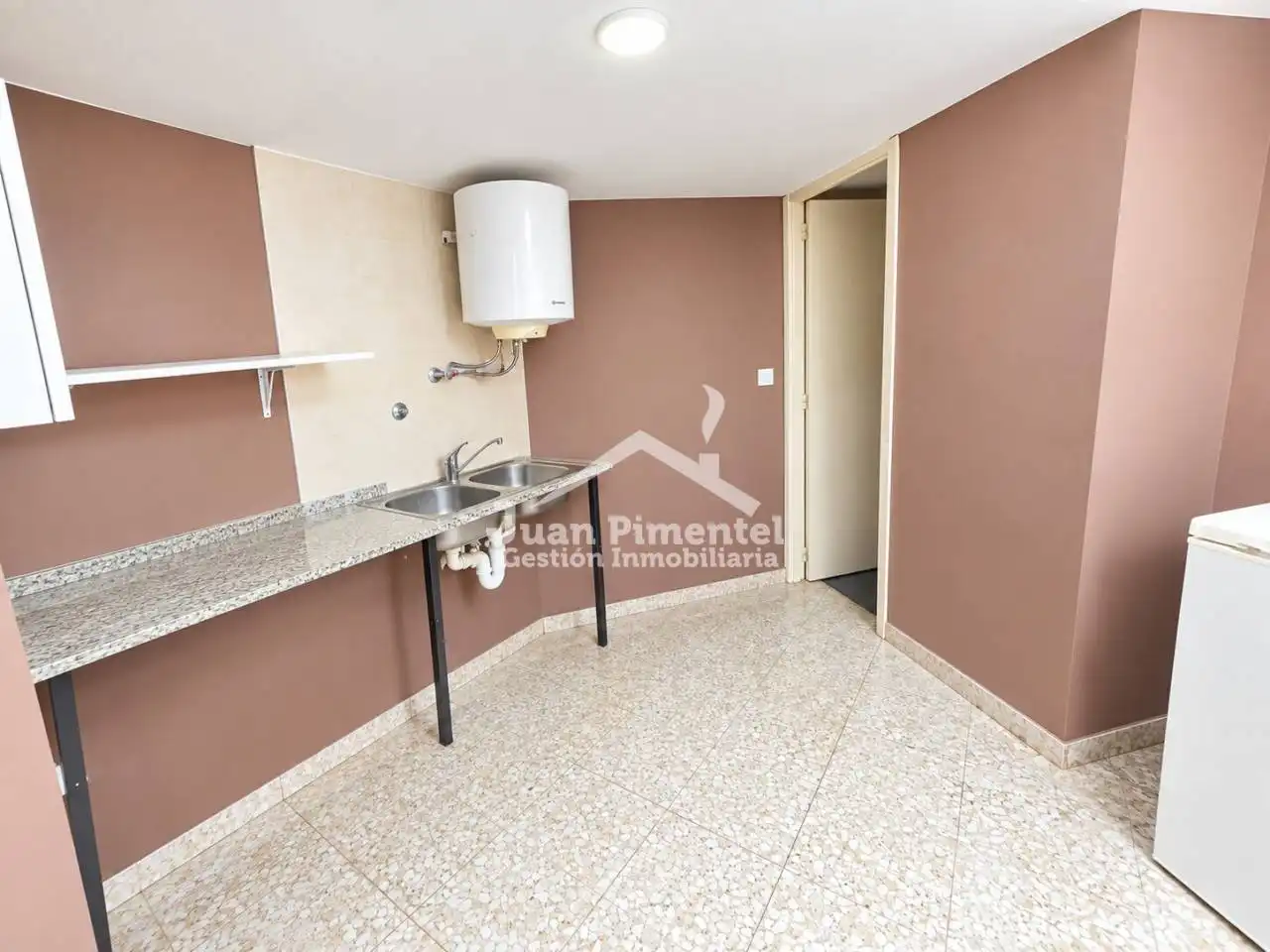 Cocina de Local de alquiler en Estepona Pueblo