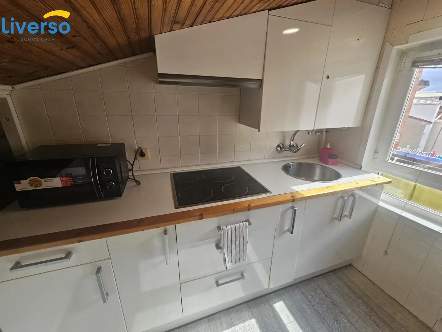 Kitchen of Flat for sale in Burgos  with Heating and Furnished