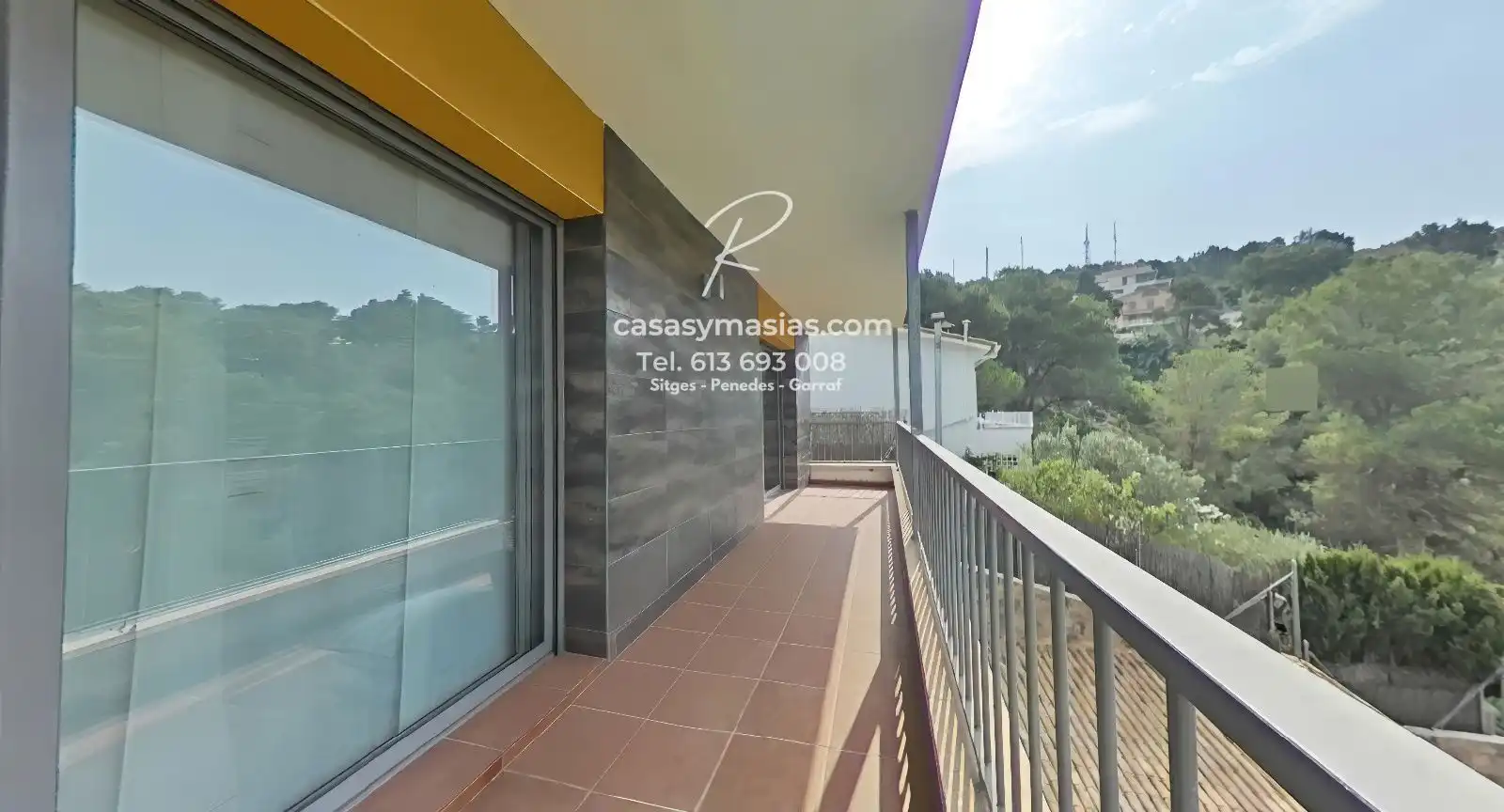 Terrassa de Casa o xalet en venda en Sant Pere de Ribes amb Aire condicionat, Calefacció i Jardí privat